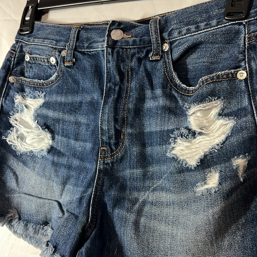 3/$15 American Eagle Women’s Distressed Mom Shorts - Picture 2 of 3